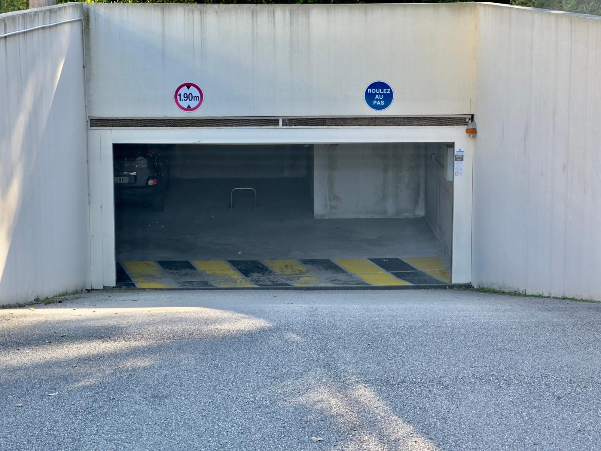 Regent Cote D'Azur Air-Conditioned, Pool, Garden & Parking Villeneuve-Loubet Buitenkant foto