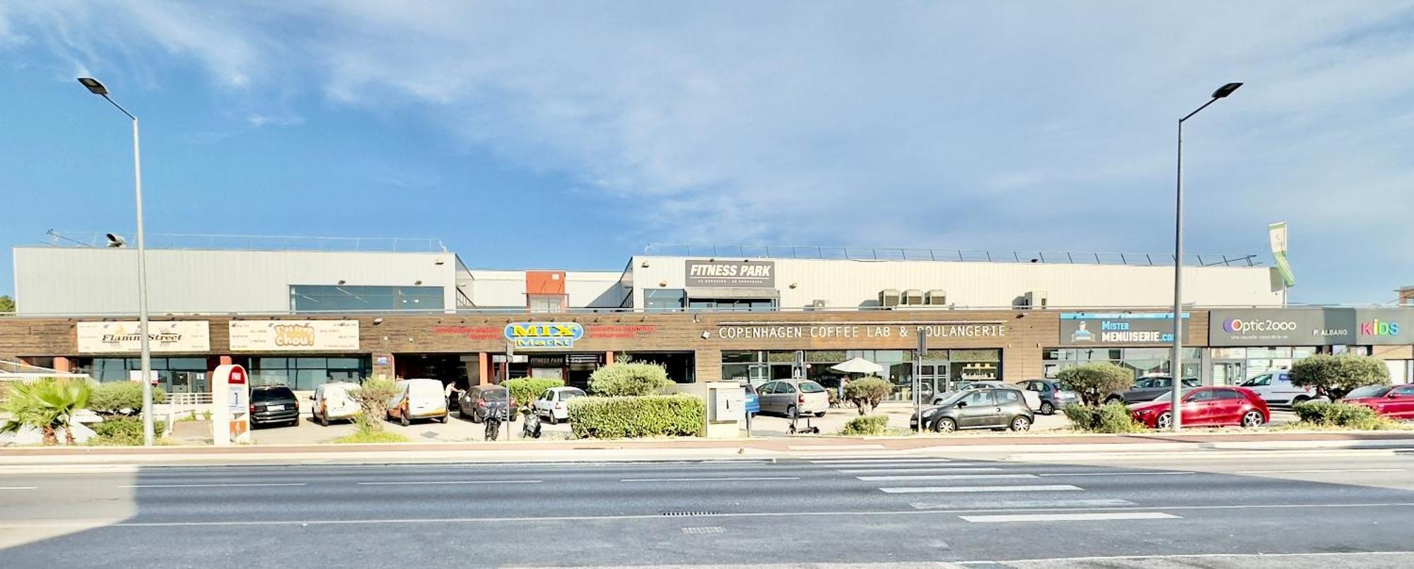 Regent Cote D'Azur Air-Conditioned, Pool, Garden & Parking Villeneuve-Loubet Buitenkant foto